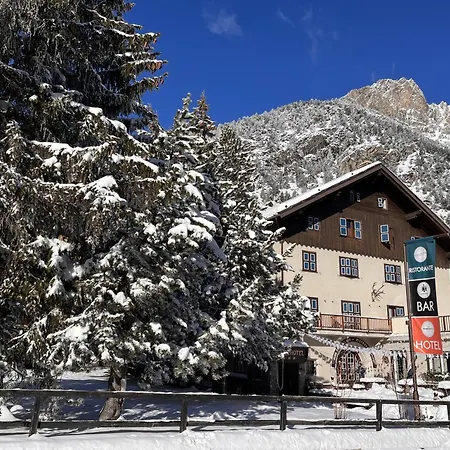 מלון Aparthotel Claviere