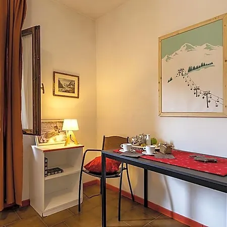 מלון Aparthotel Claviere