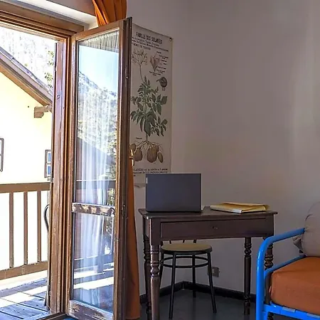 Aparthotel Claviere מלון