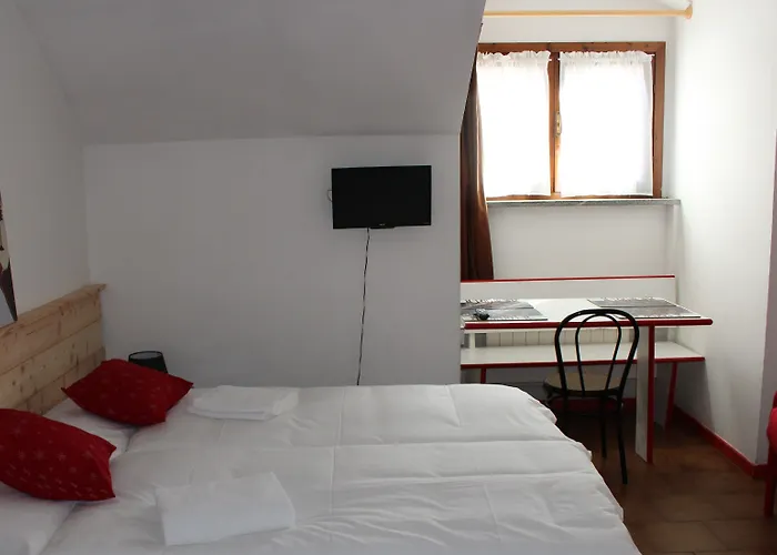 ホテル Aparthotel Claviere